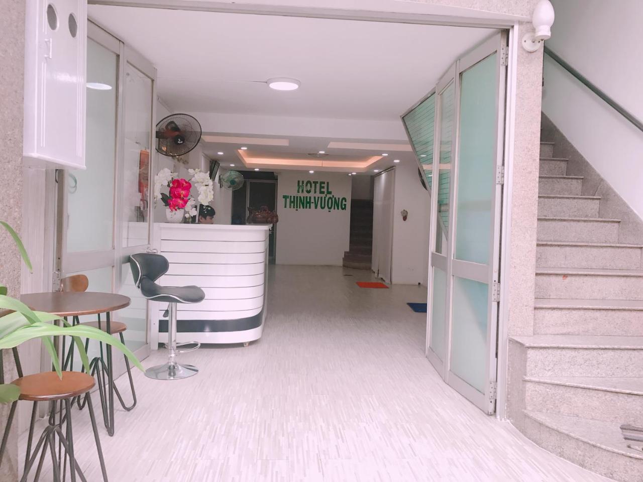 Thinh Vuong Hotel Хошимин Экстерьер фото