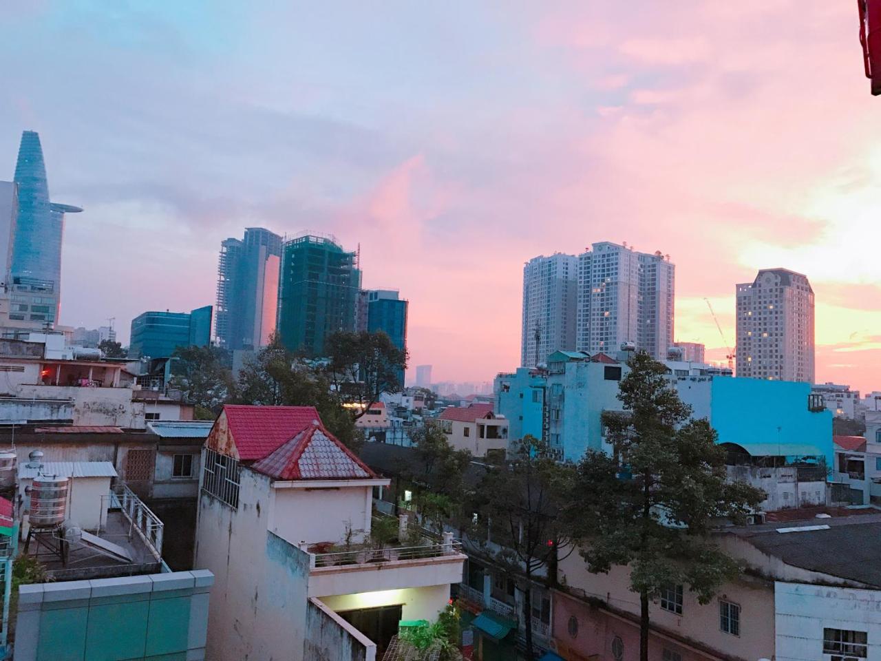 Thinh Vuong Hotel Хошимин Экстерьер фото
